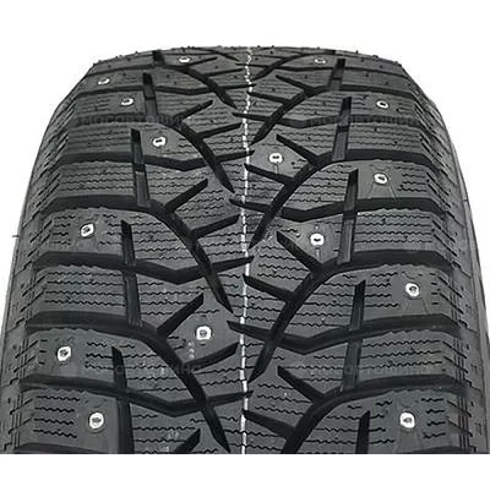 Bridgestone Blizzak Spike-02 215/55 R16 93T
