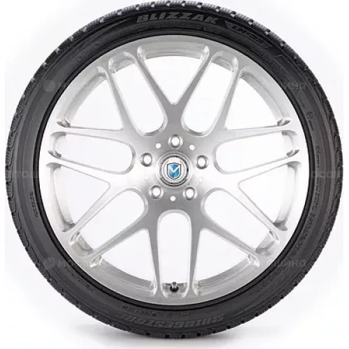 Bridgestone Blizzak LM32 195/55 R16 87H