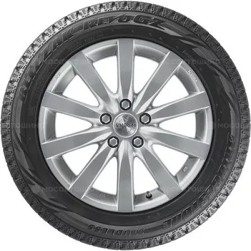 Bridgestone Blizzak REVO GZ 215/55 R16 93S