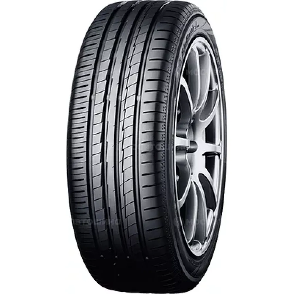 Yokohama Bluearth AE50 235/55 R18 104W