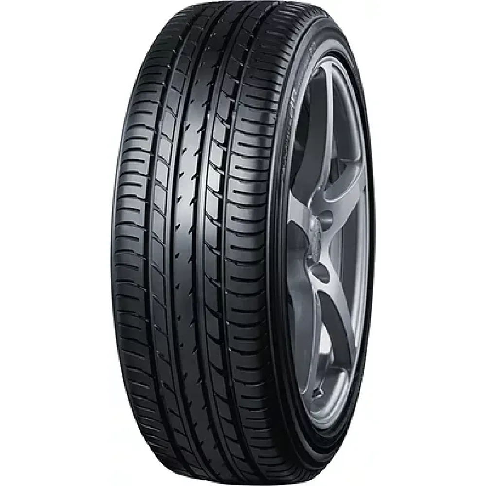 Yokohama decibel E70B 215/55 R17 93V